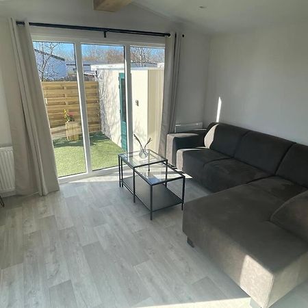 Cozy Chalet At The Beach In Petten, Netherlands Exterior foto